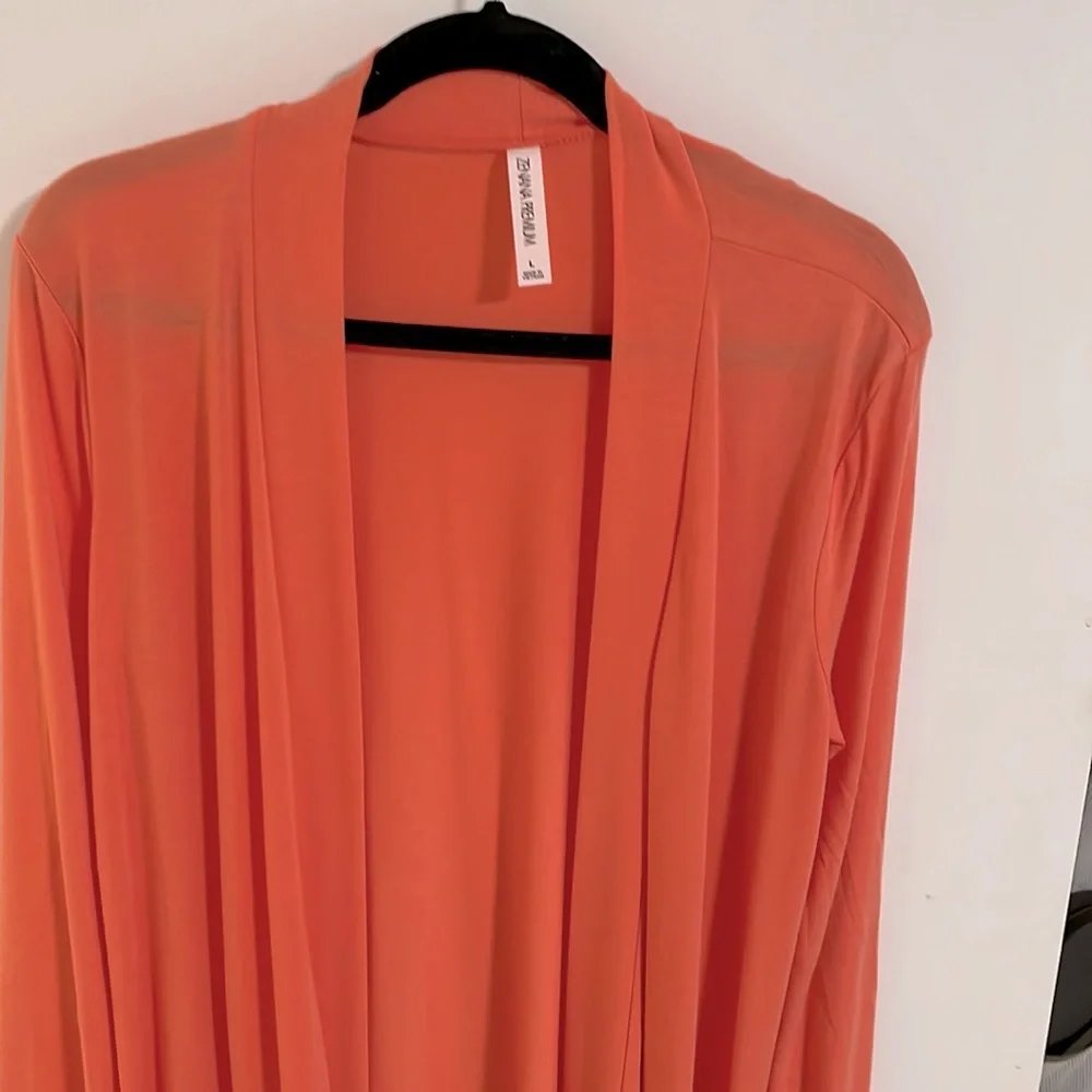Super soft coral cardigan - Picture 1 of 4